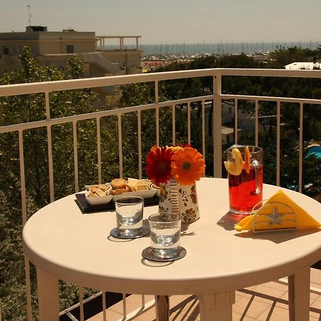 Hotel Santiago Milano Marittima Dış mekan fotoğraf