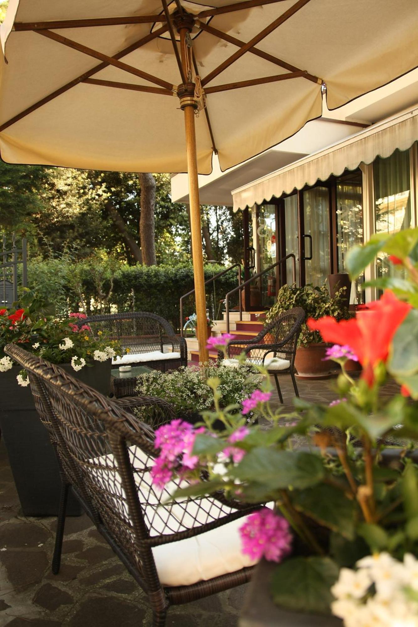 Hotel Santiago Milano Marittima Dış mekan fotoğraf