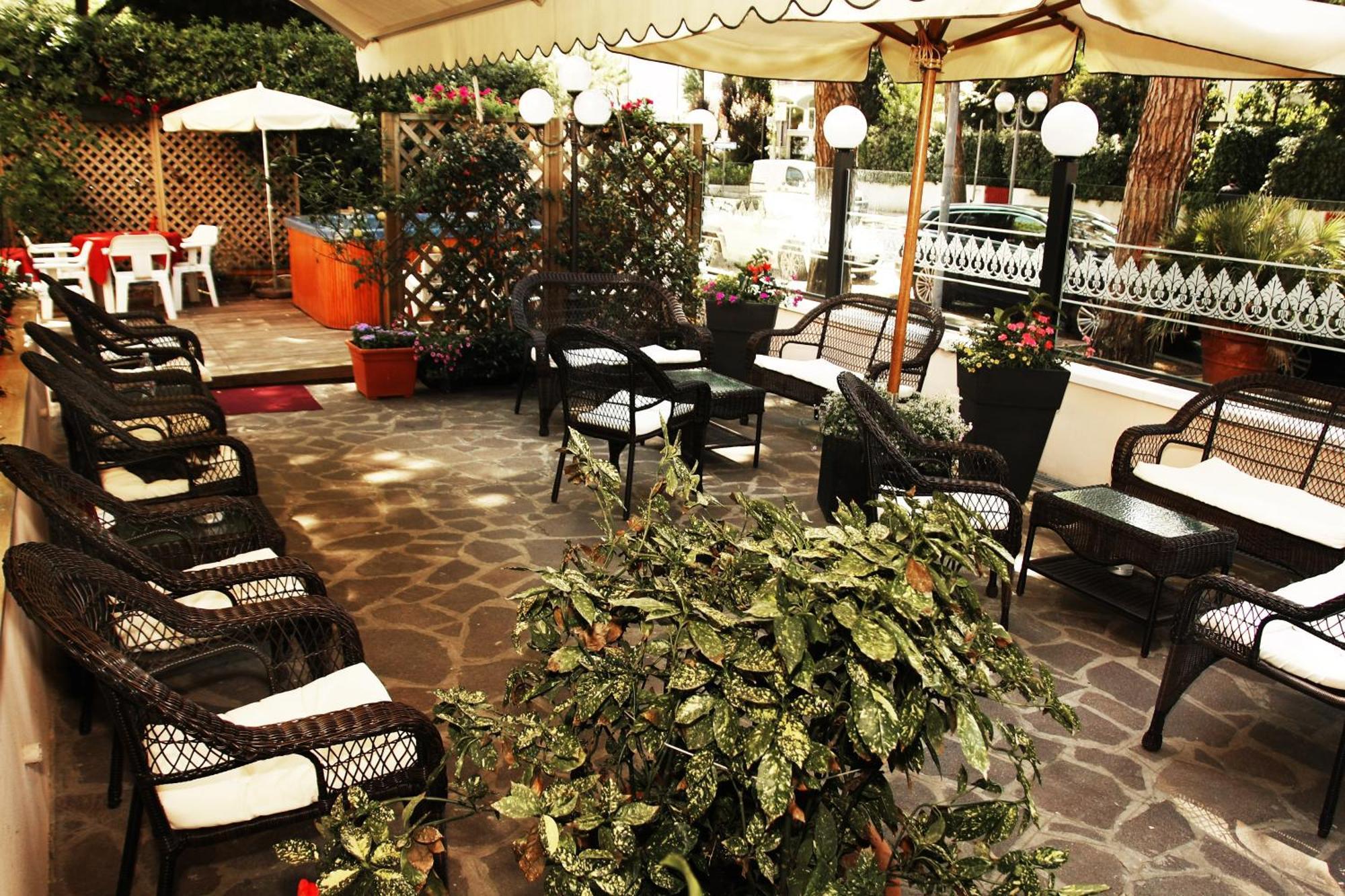 Hotel Santiago Milano Marittima Dış mekan fotoğraf