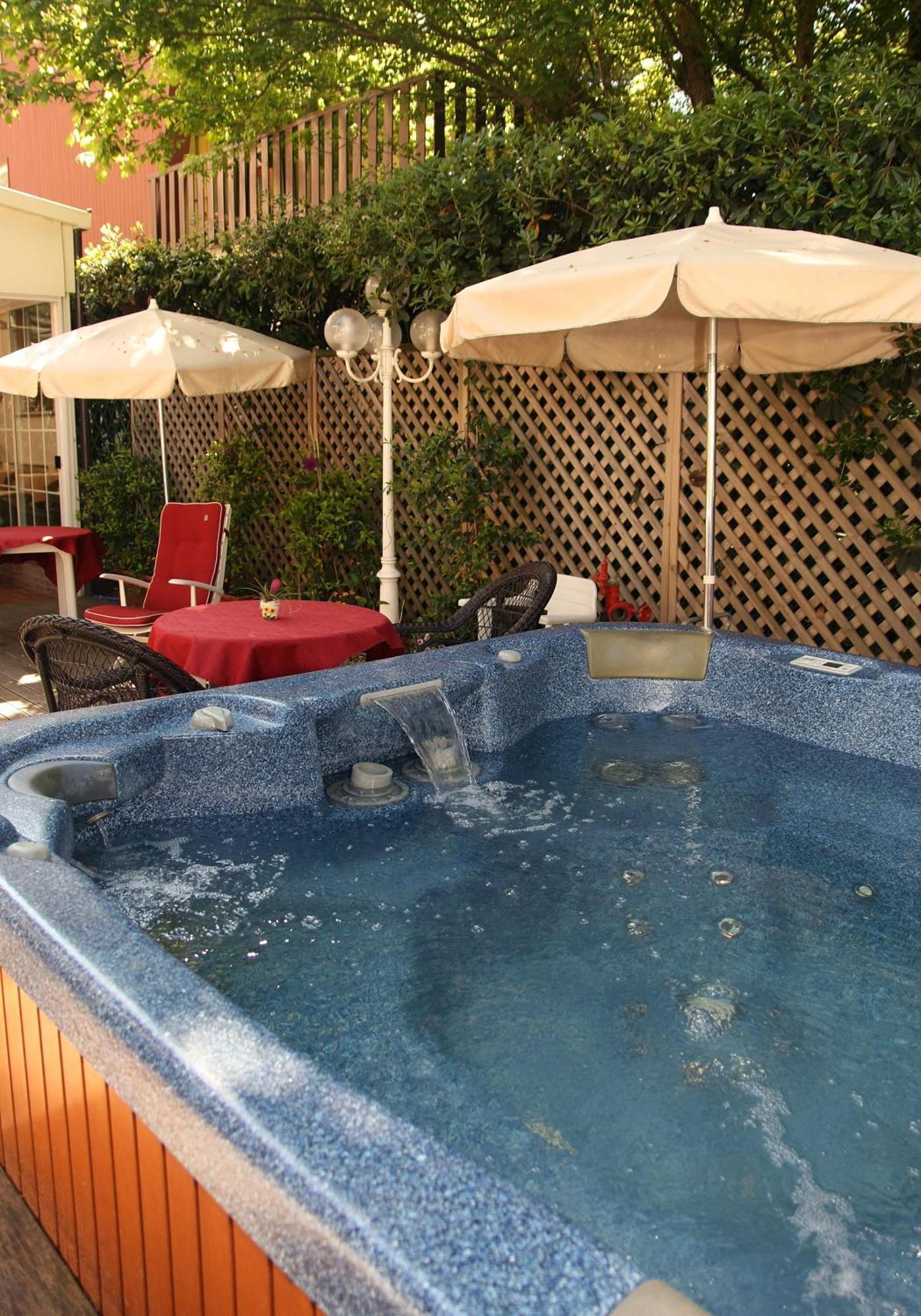 Hotel Santiago Milano Marittima Dış mekan fotoğraf